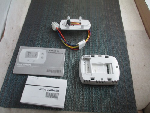 Trane BAYSTAT051A Thermostat NEW! Honeywell FocusPro TH5110D - Picture 2 of 4