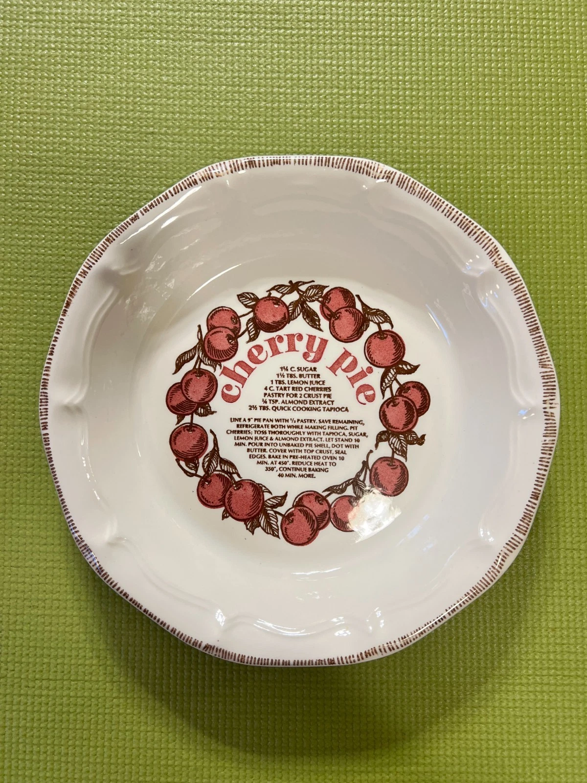 Vintage 1983 Royal China Country Harvest Cherry Pie Recipe 11" Baker Dish USA