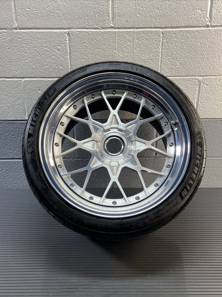 Llanta trasera BMW M4 F82 2015-2020 Haxer ET40 295/30 R19 *NOTA* Foto 3 de 4