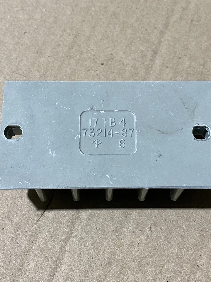 Set Of 6 Marco Terminal Blocks ￼￼17TB4 New - Image 3 of 3