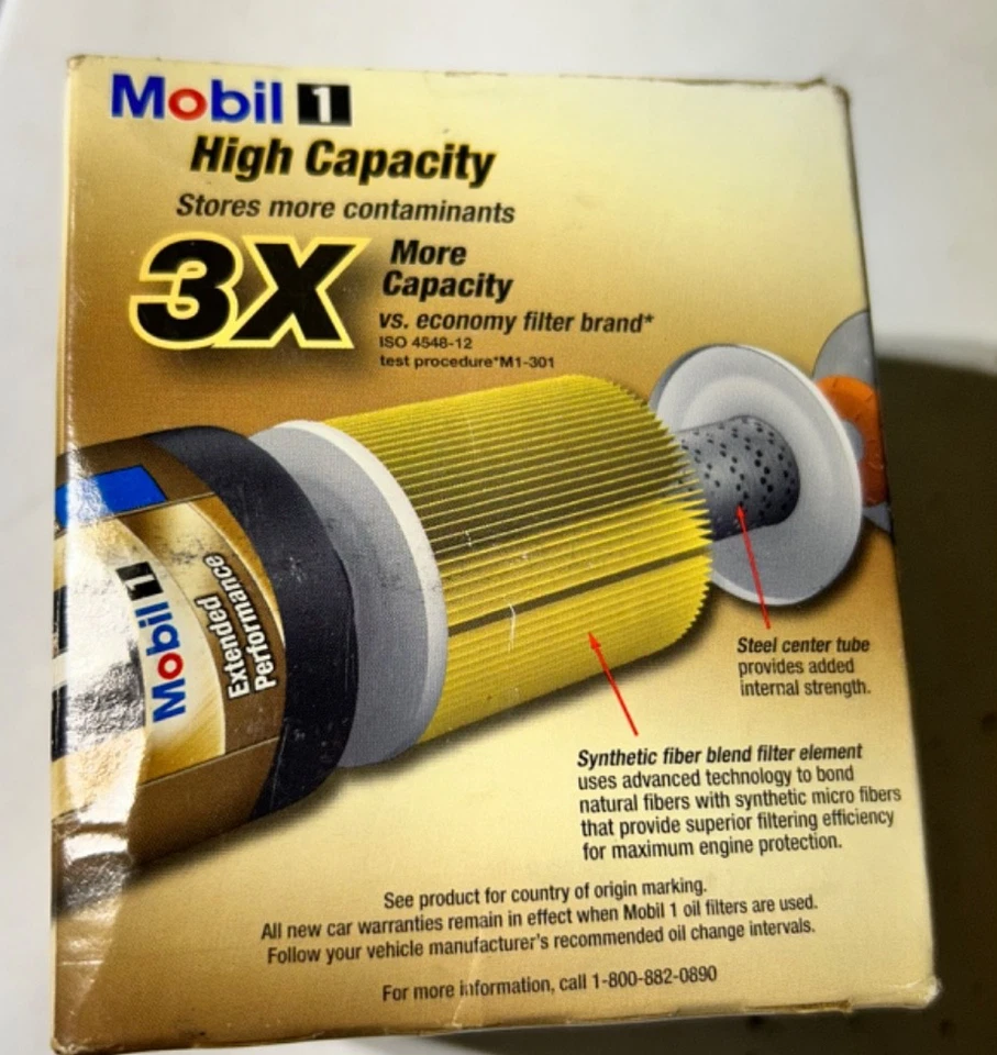 Un (1) filtro de aceite de rendimiento extendido de alta capacidad Mobil 1 M1-113 Foto 2 de 3