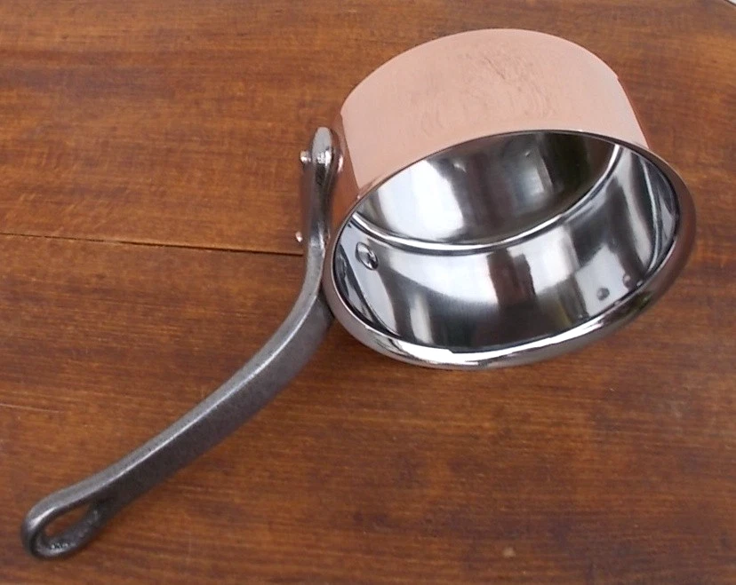 Casserole BOURGEAT FRANCE cuivre inox d 12 cm comme neuve TBE - Photo 3/4