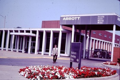 1979 Abbott Laboratories Building Chicago  Kodachrome Slide CJ-C