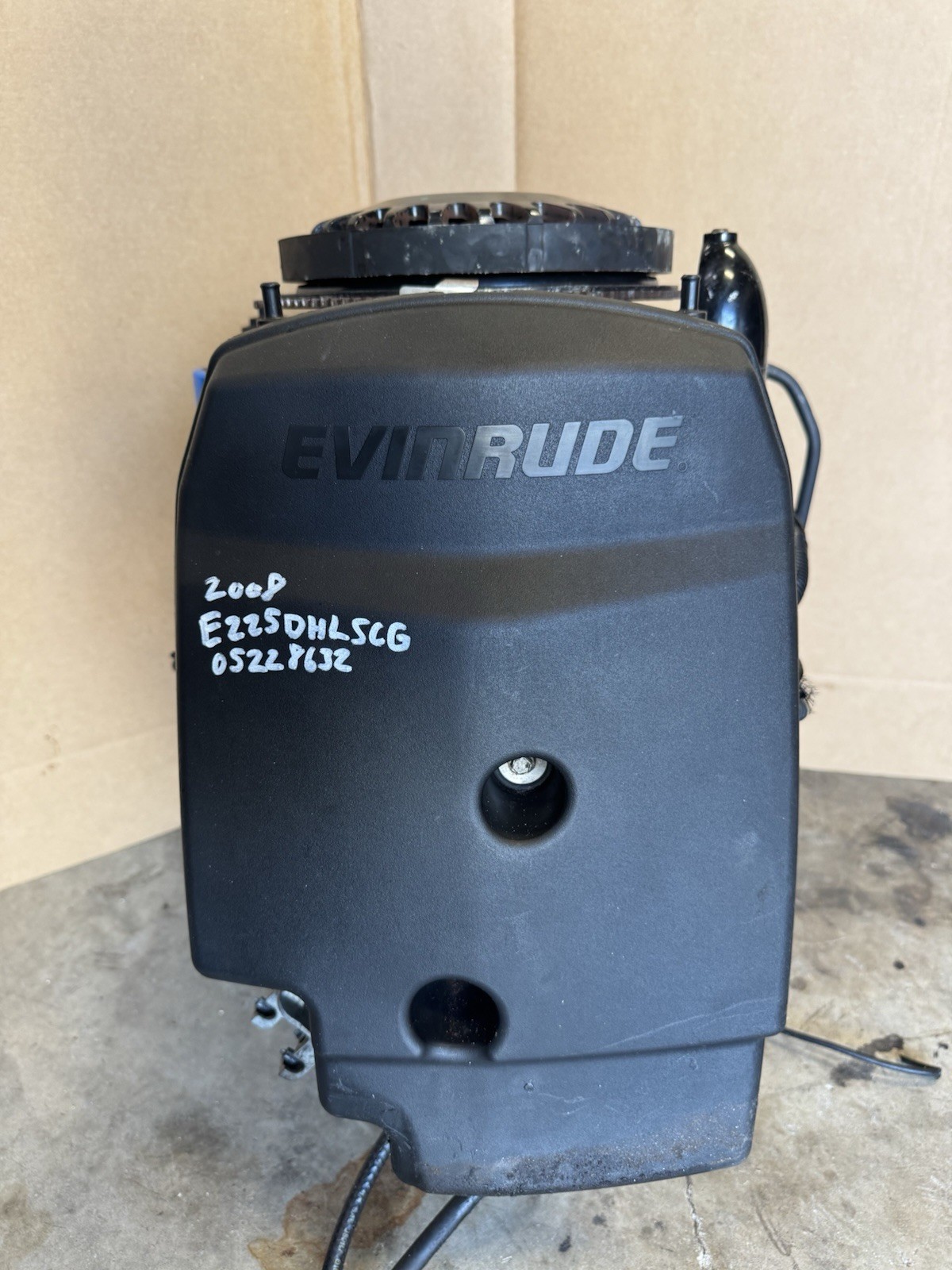 2008 Evinrude Etec 225 H.O 250HP 3.3L Etec 2 Stroke Outboard Powerhead Assembly