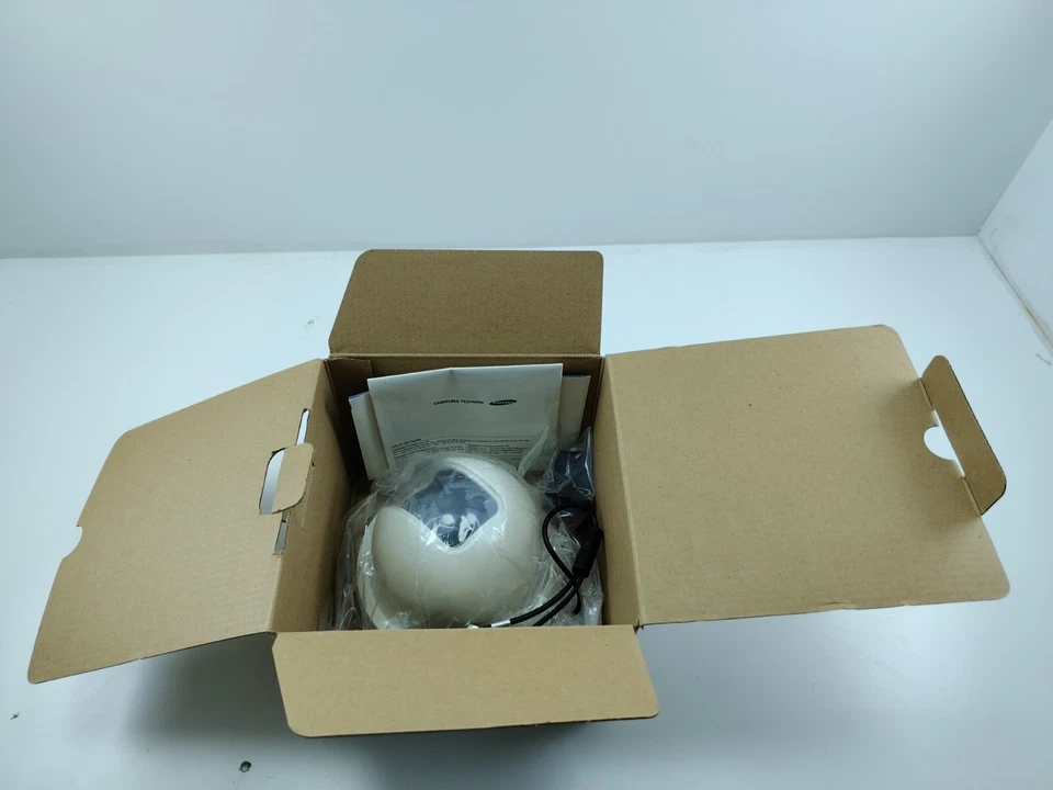 Samsung SCD-1080P Hig Resolution Colour Varifocal Internal Dome Camera - Image 3 of 4