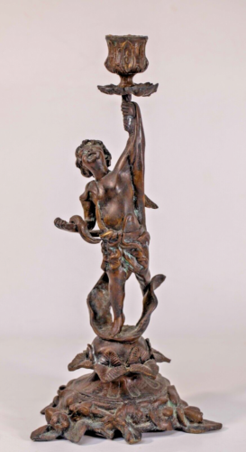 Antique Style Bronze Winged Cherub Candlestick Candle Holder, 30 Cm Tall. - Imagen 1 de 11