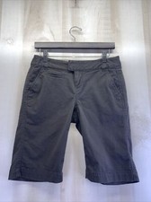 DKNY Olive Green Bermuda Womens Shorts Size 4-7213