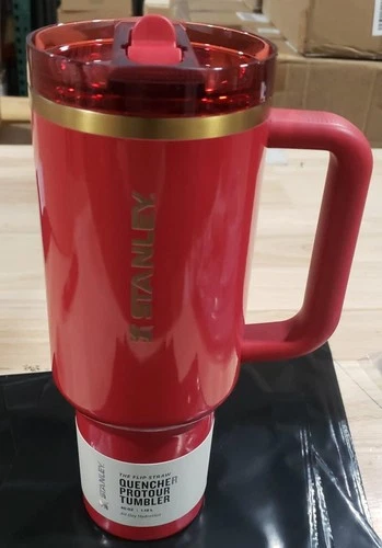 Stanley The Cheers & Cheer Quencher ProTour Flip Straw Tumbler | 40 OZ - Picture 1 of 4