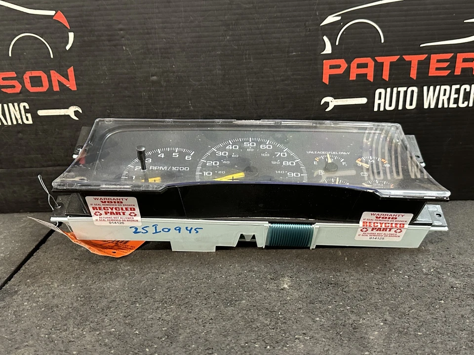97-99 雪佛兰 K1500 速度计仪器现金量表群 157466 英里 — 第 3/4 张图片
