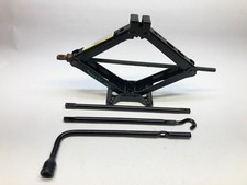 2004 - 2005 Jeep Liberty Emergency Spare Tire Jack Assembly Wtools Lug Wrench