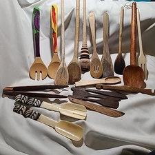 19 Primitive Wooden Spoons Farmhouse Kitchen Country Utensils Molinillo Cultures