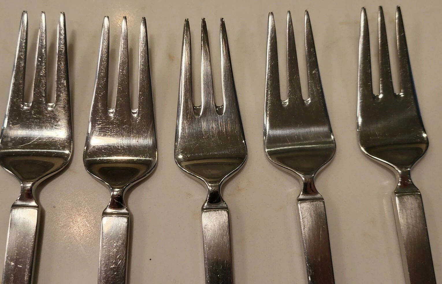 Alessi Dry Dessert Fork - Thumbnail 3