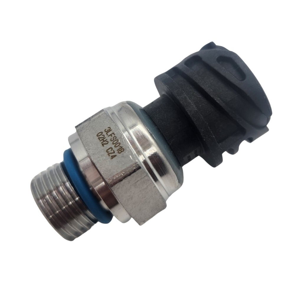 Volvo D13 Oil & Fuel Pressure Sensor 22899626 21634021 | OEM