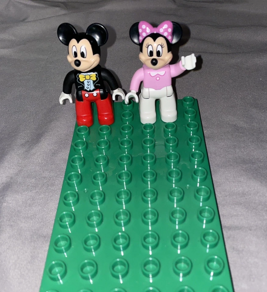 LEGO Duplo Disney Figure Mickey Mouse & Minnie Mouse Mini Figures Without Dress - Image 2 of 2
