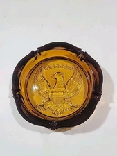 VINTAGE LARGE AMBER GLASS ASHTRAY CIGAR CIGARETTE AMERICAN EAGLE - 10"