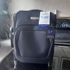 Samsonite Spark SNG Underseater USB 28L Cabin Luggage Black – New with Tags