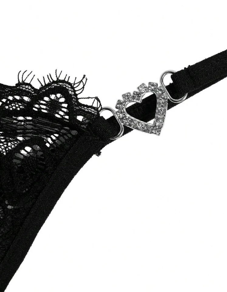 ROMWE Tanga Gótico Negro Encaje Panty Estrás Corazones y2k Lindo Kawaii Talla Pequeña Foto 4 de 4