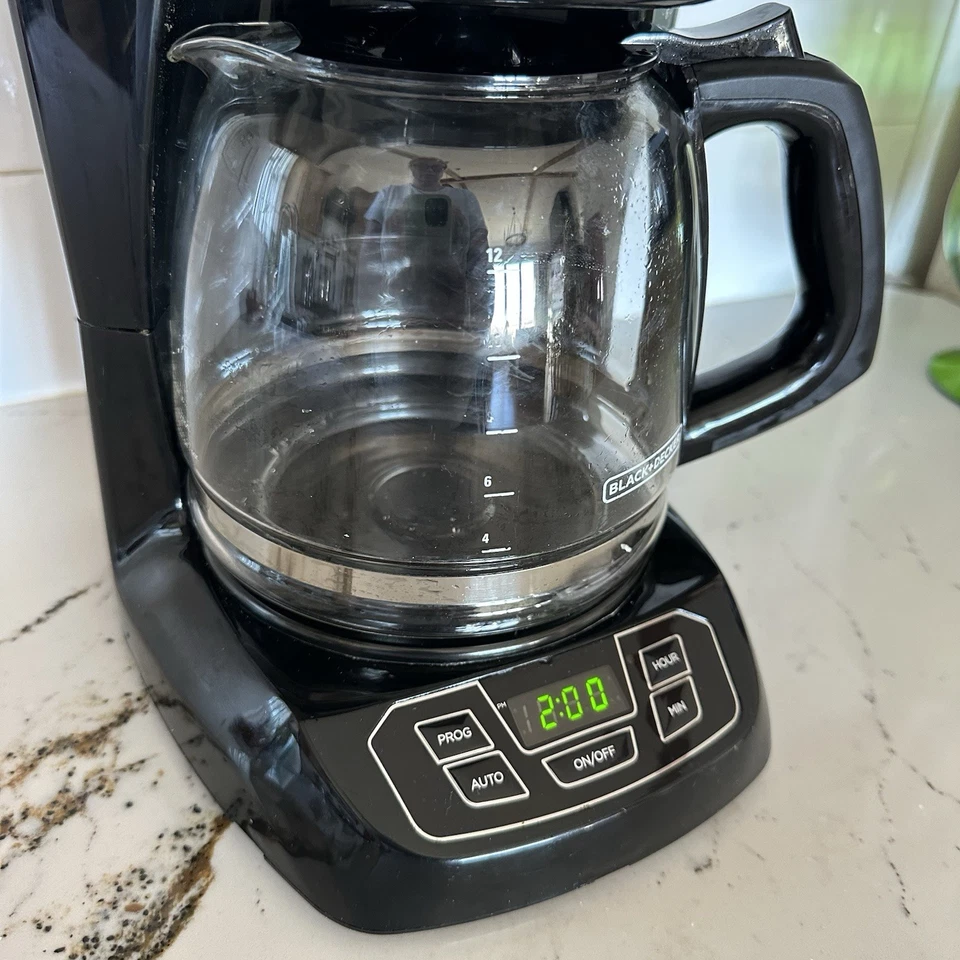 Black + Decker  CM1100B 12 Cup Programmable Coffeemaker, Black - Image 2 of 4