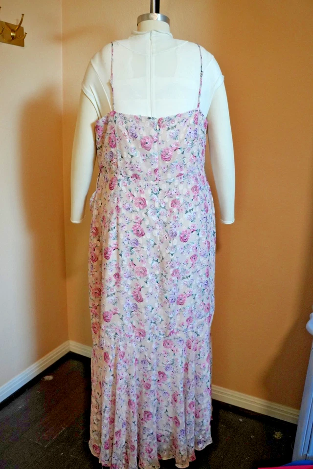 Vestido Express Blush Floral Correa Espagueti Sin Mangas Talla XL Foto 3 de 4