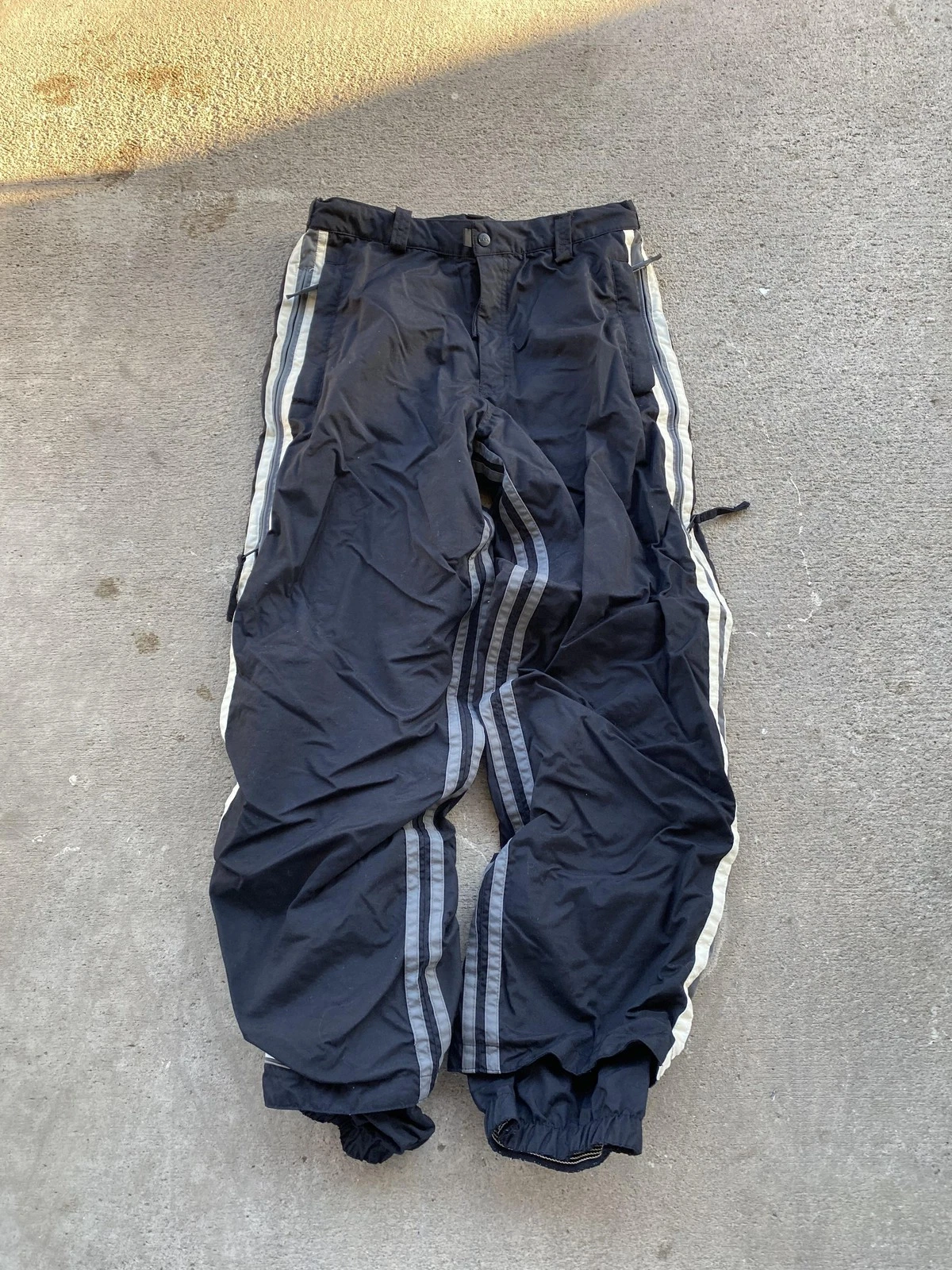 Vintage Quiksilver Snow Pants Mens M Black Lined Zip Pockets Adjustable Waist Sk