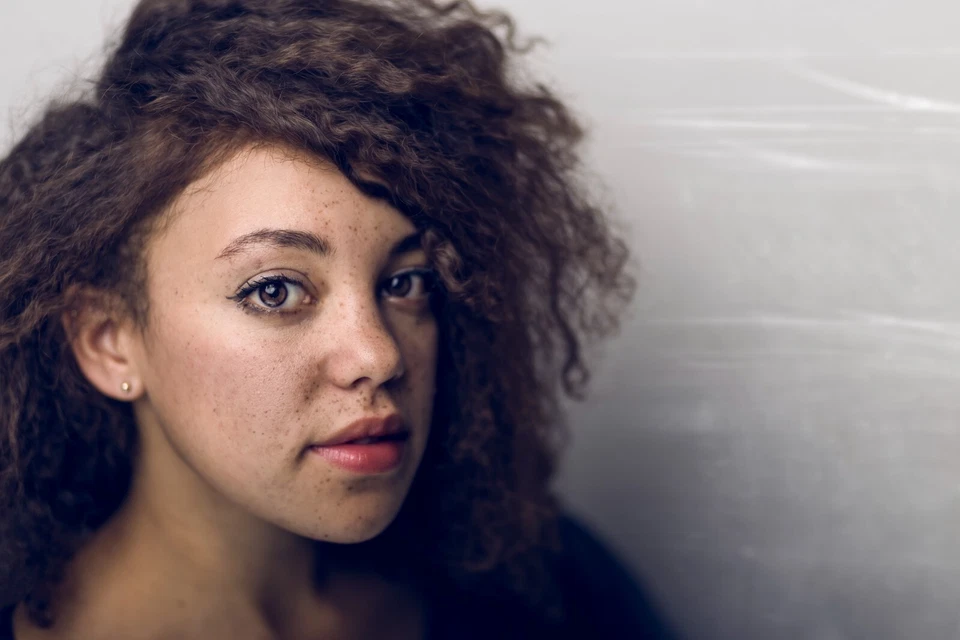 Secret De Nuit | Tratamiento nocturno regenerador de hidratación intensa | Para cabello | 75 ml Foto 4 de 4