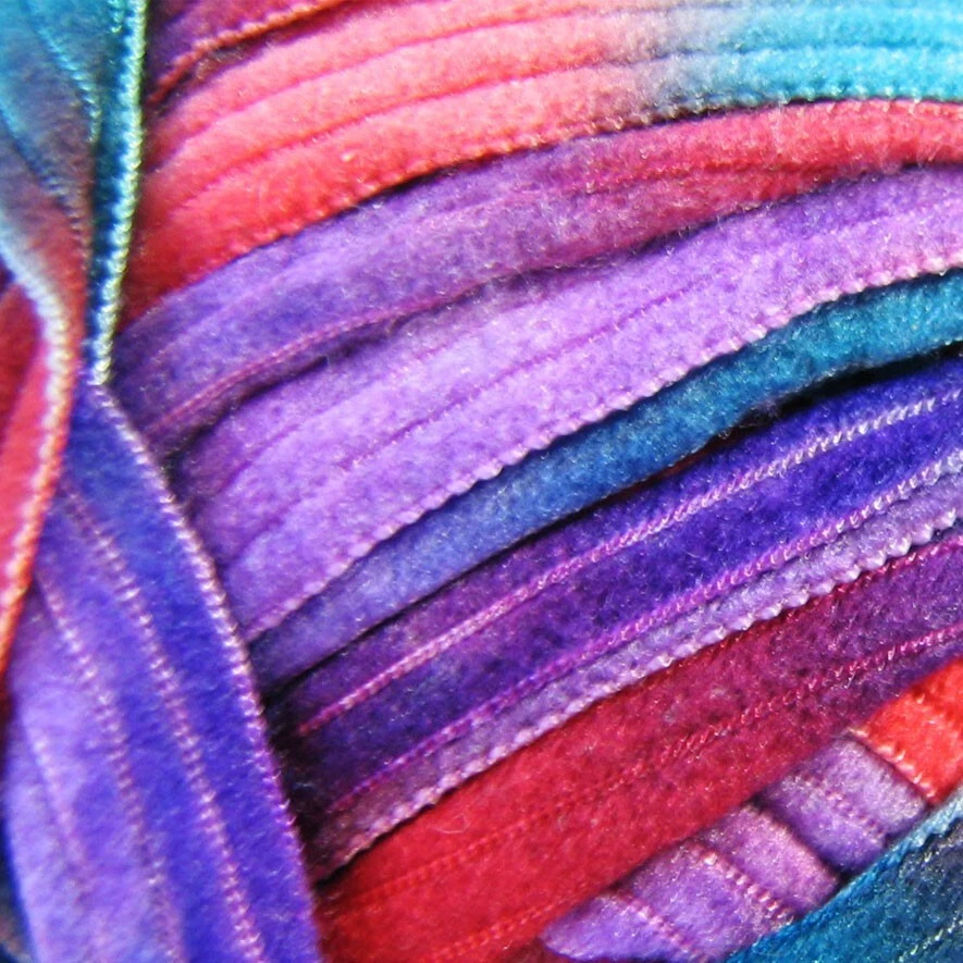 1 Skein Moda Dea Ticker Tape Nylon Italian Yarn, Bulky , Machine Wash Dry - Image 2 of 4