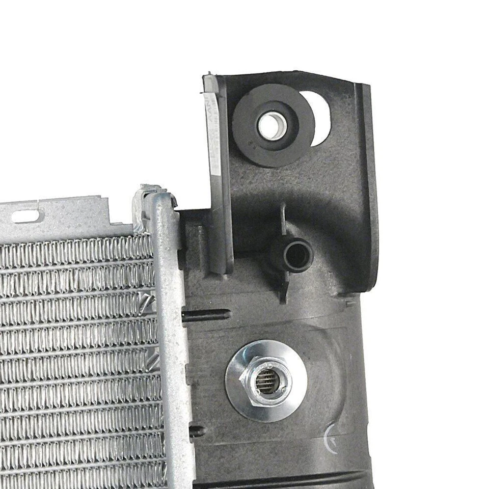 For Chevy Silverado 3500 HD 07-10 GM Original Equipment Engine Coolant Radiator Foto 4 de 4