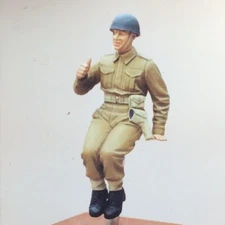 1/35 Resin Model Figure WW2 Soldier Scene Unassembled and unpainted kit