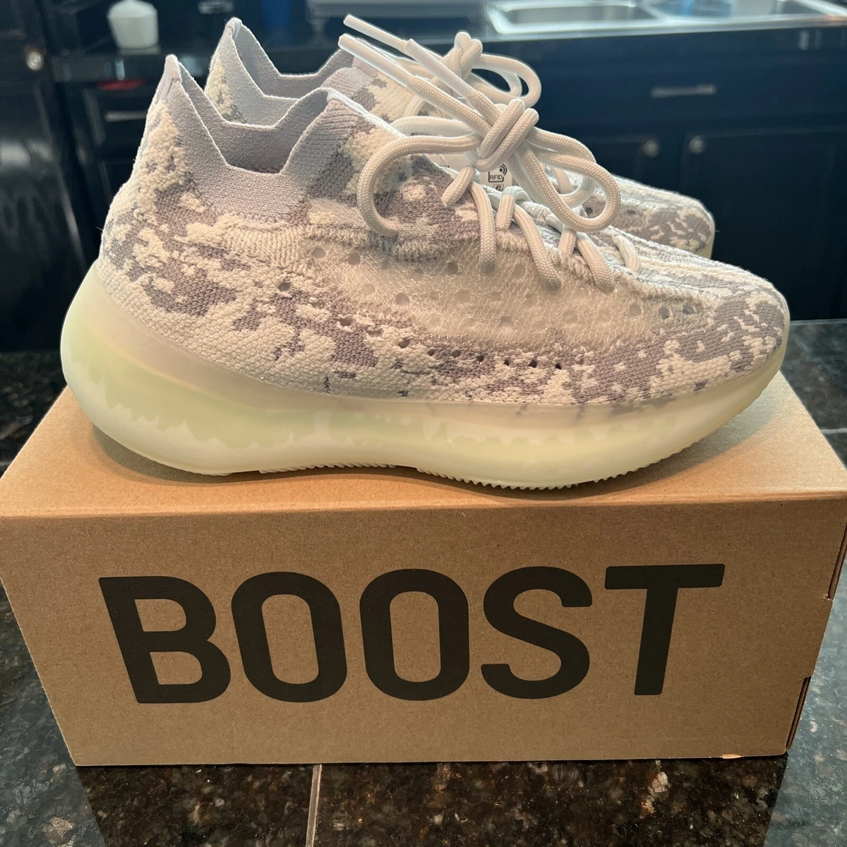 NEW Adidas Yeezy Boost 380 Alien 2019 Mens 6 Womens 7.5 FV3260