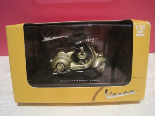 NEWRAY SUPERBE SCOOTER VESPA 125-6 GIORNI (1952)  NEUF BOITE  1/32 I10 - Foto 1 di 5