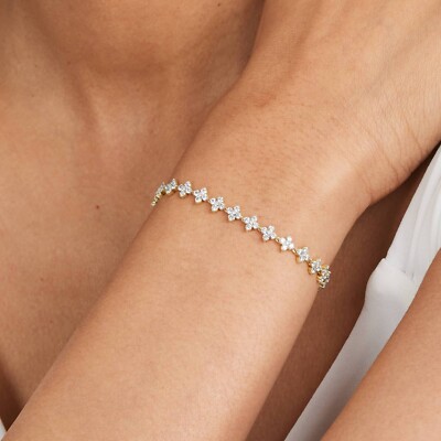 7.39Ct Round Simulated Diamond 14K Yellow Gold Plated Impressive Tennis Bracelet