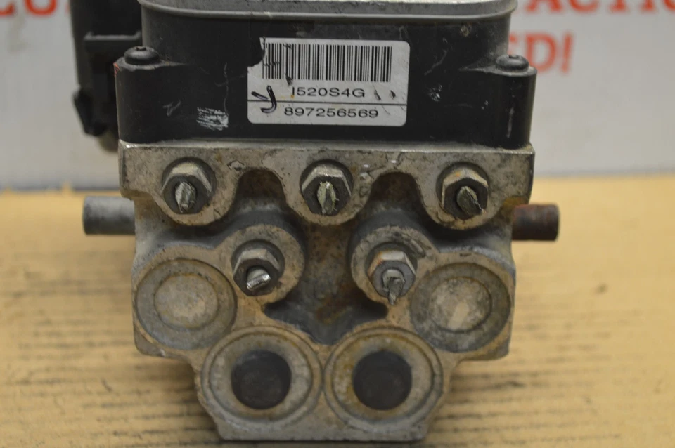 2002 Isuzu Axiom ABS насос управления OEM 897256569 модуль 104-22B4 - Изображение 2 из 4