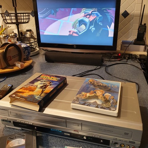 Sylvania DVR90VG Combo DVD Recorder VHS Player Recorder HiFi VCR WORKS No Remote - Picture 9 of 10