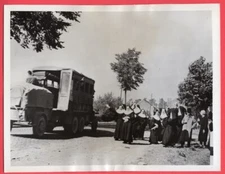 1944 Nuns Waving at American Convoy Passing Through Mons France Press Photo