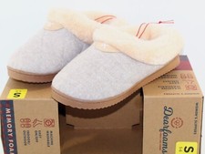 DEARFOAMS womens indoor/outdoor slipper shoe Size M 7-8  L 9-10 oatmeal NEW
