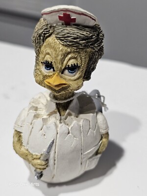 ENESCO EGGBERT & FRIENDS DUCK PILLS NURSE M BOWMER FIGURINE VTG 89