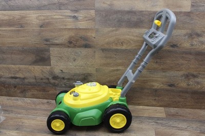 John Deere Bubble Lawn Mower for Toddlers, Bubble Blowing Machines, Indoor and O