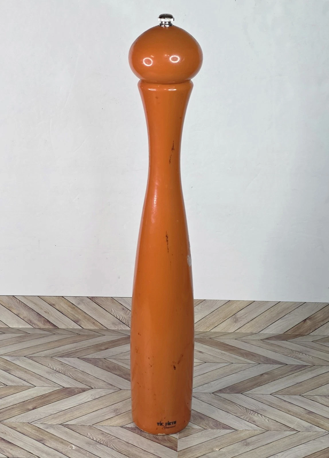 Vic Firth Maple Mario Batali Gourmet Pepper Mill Grinder Oversized Orange 17.5”