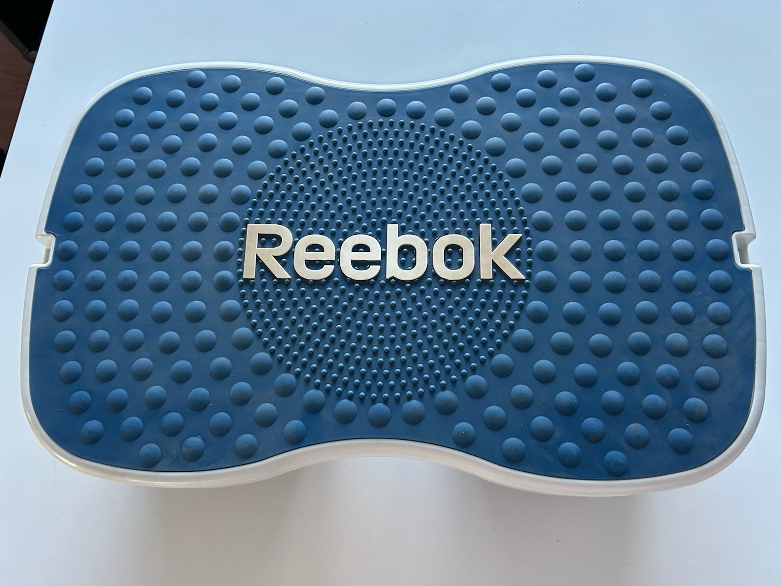 Reebok EasyTone Step – Trainingsplattform für effektives Heimtraining