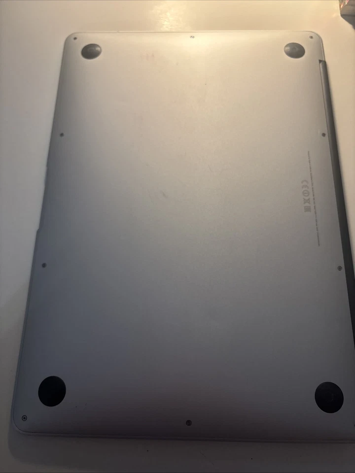 Apple MacBook Air 13” Early 2014 A1466 – 4GB RAM – SSD 128GB, foto 3 di 4