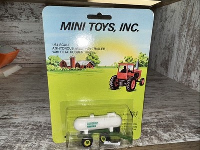 Mini Toys Inc 1/64 Anhydrous Ammonia Tank On Green Trailer