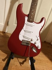 Squier by Fender Stratocaster Electric Guitar in Red