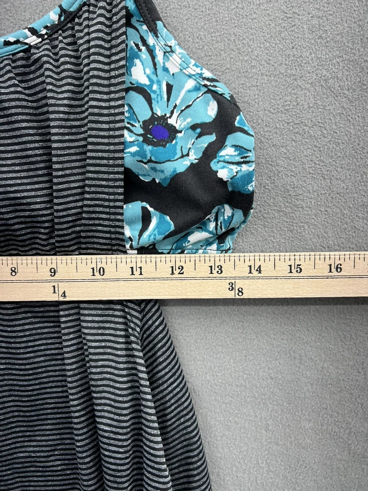 Camiseta sin mangas Soybu para mujer mediana con sujetador incorporado gris a rayas con flores Foto 4 de 4