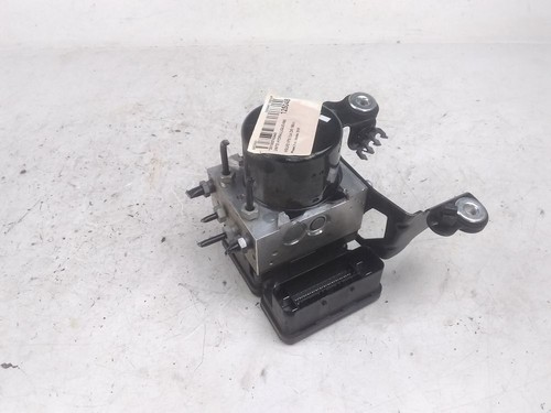 ABS PUMPE Volvo V70 (BW) Combi 2.4 D5 20V (D5244T4) 2010 31329140