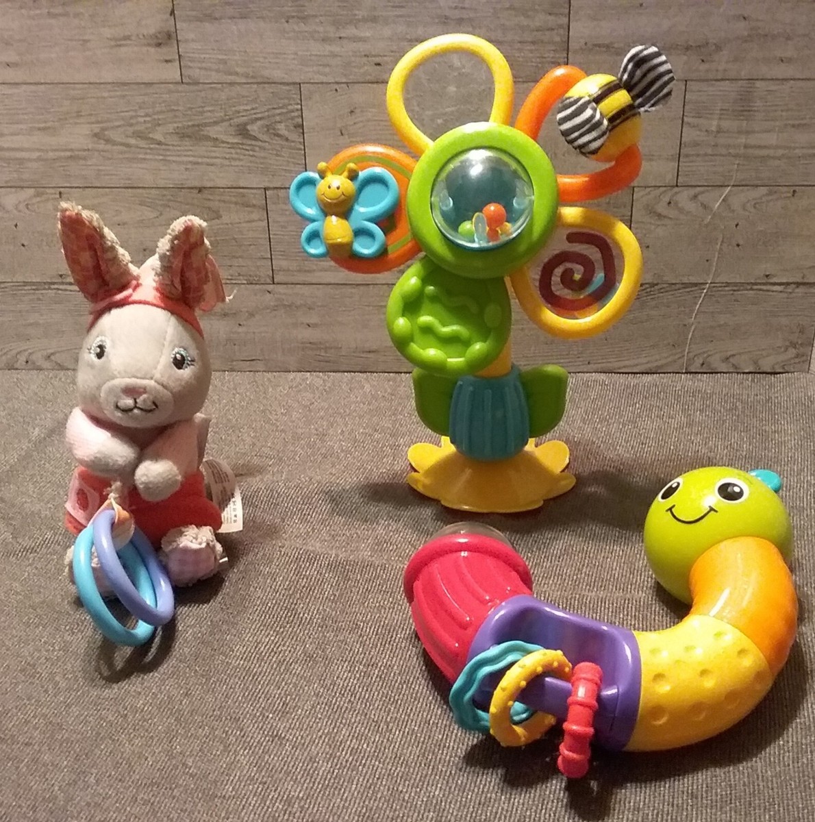 Infantino Baby Stay Play Fun Flower Topsy Turvy Twist