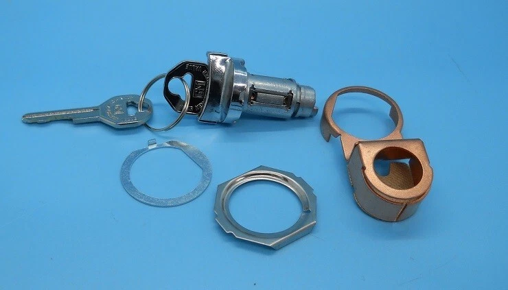 Interruptor de encendido Chevy Impala 1961 1962 1963 cilindro de encendido 2 llaves GM Foto 3 de 4