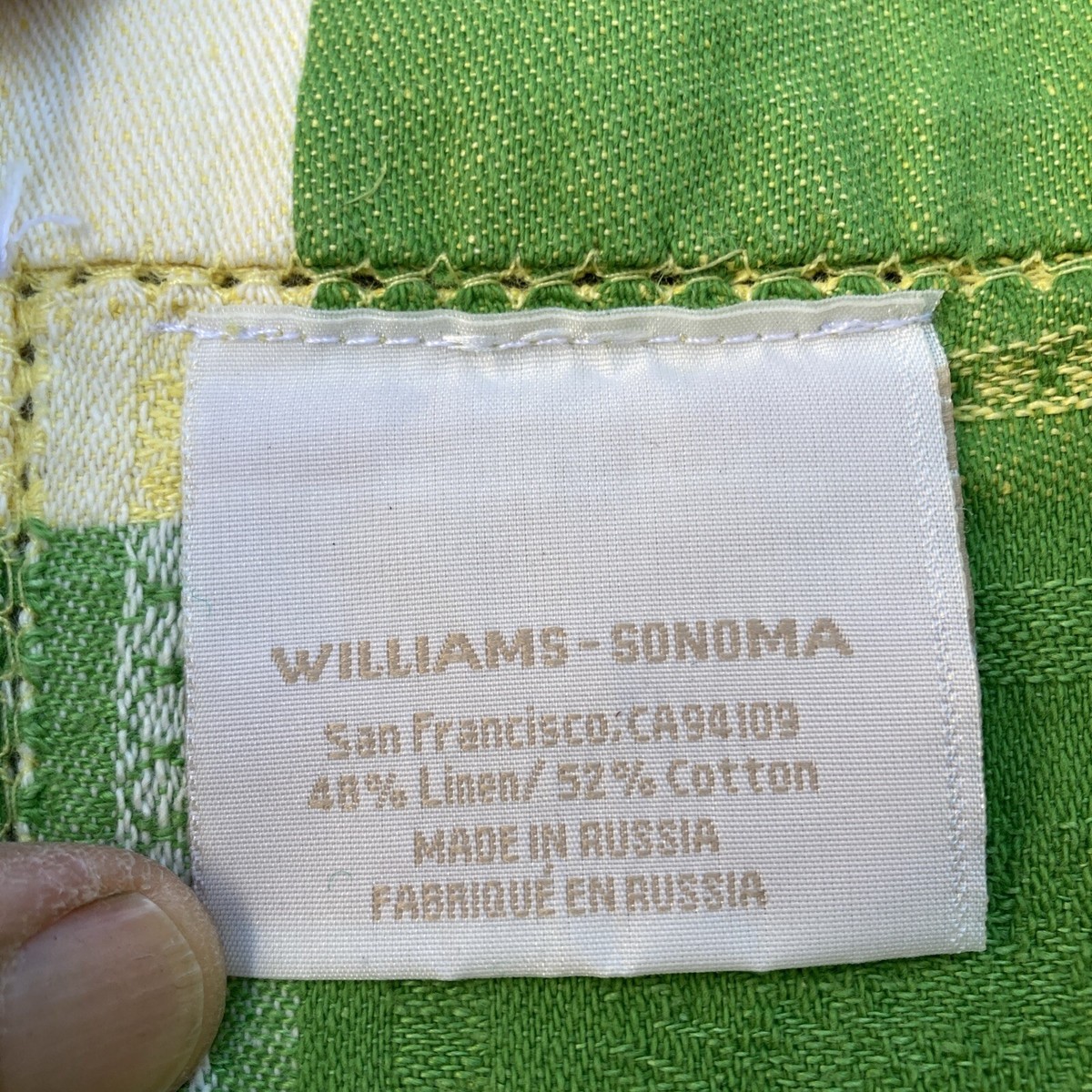 Williams-Sonoma Tablecloth (Made in Russia) 48% Linen, 52% Cotton