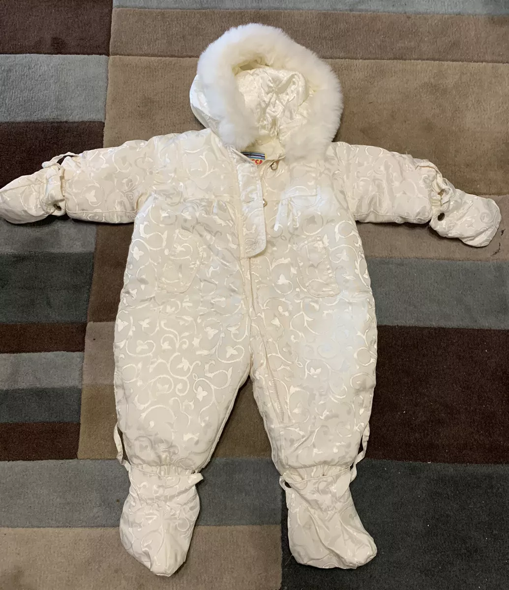 Baby snowsuit clearance with detachable feet