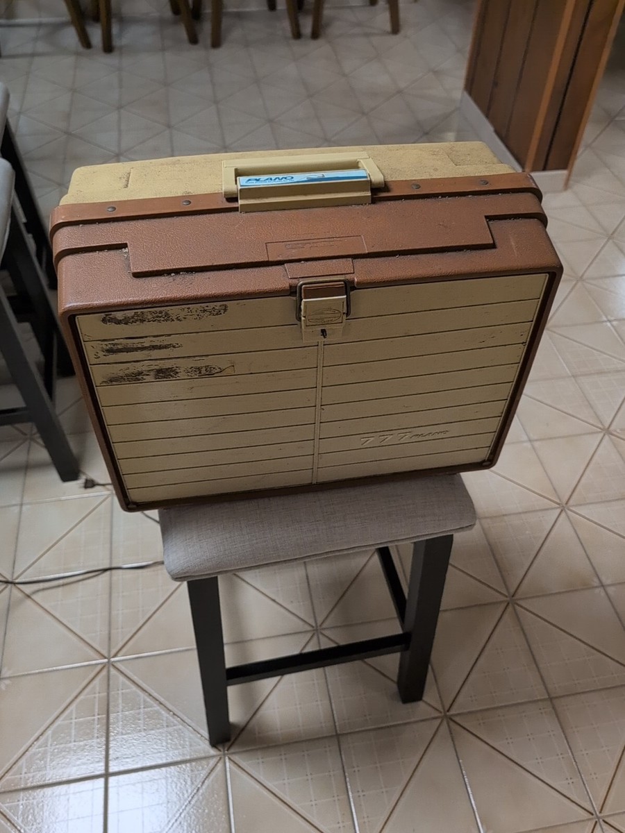 Vintage Plano Two Tone 777 Tackle Box 6-drawer Fishing Tool Vintage Plano Two Tone 777 Tackle Box 6-drawer Fishing Tool