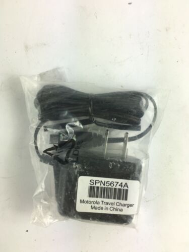 Genuine Motorola SPN5674A Micro USB Travel Charger A22 - Picture 1 of 2